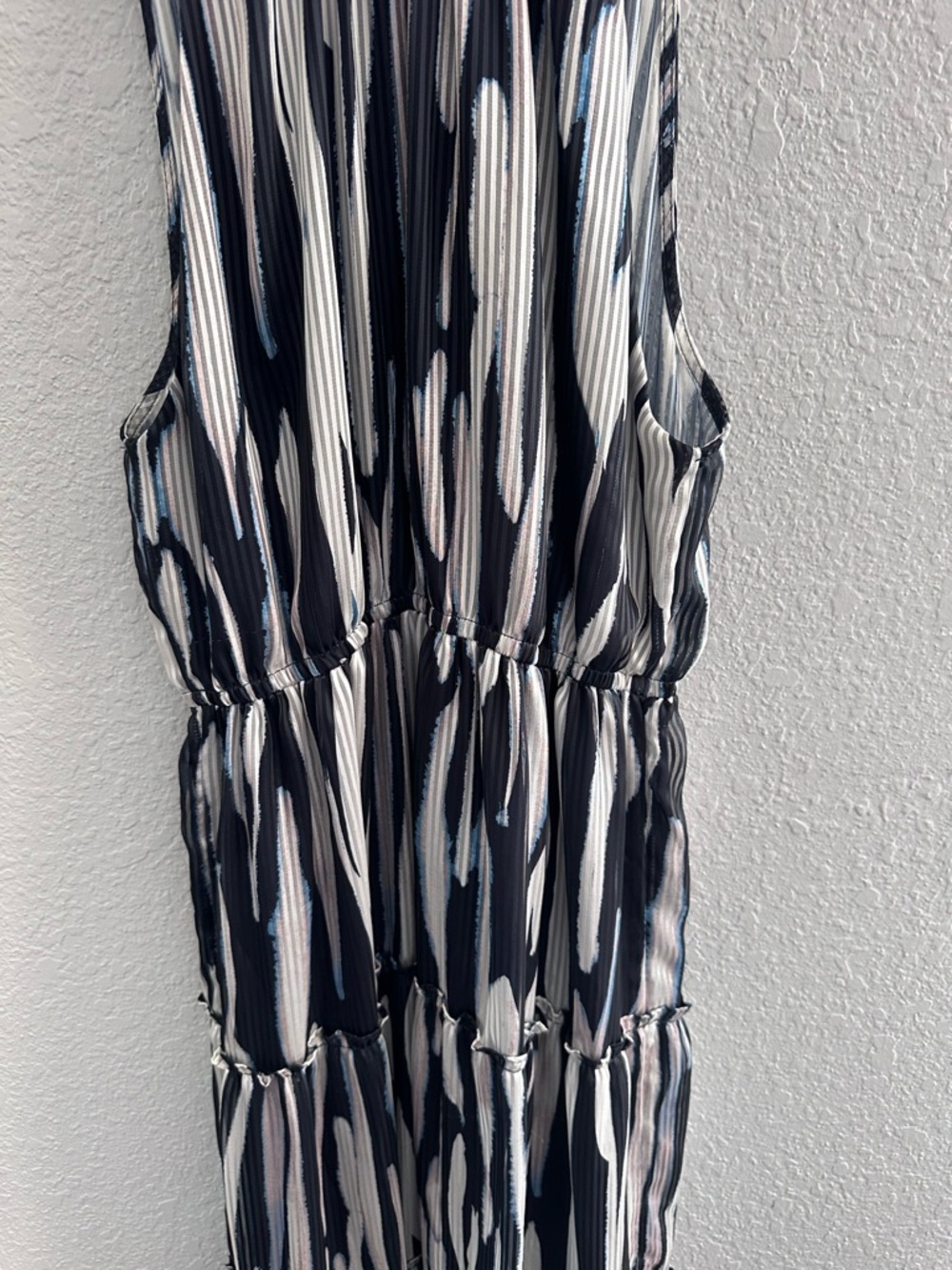 Socialite Mock Neck Halter Midi Dress Abstract Print Tiered Chiffon M - Picture 4 of 12